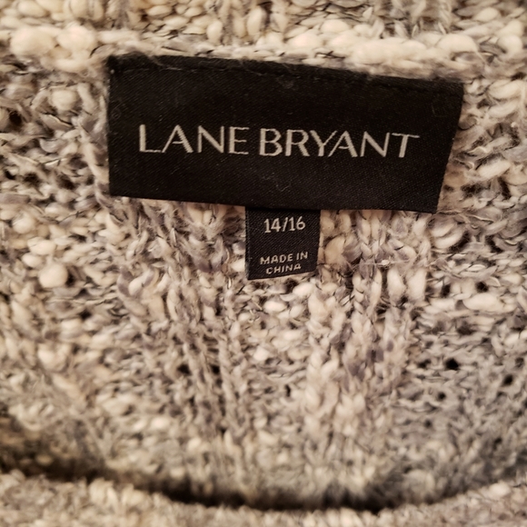 LANE BRYANT Sz 14/16 Grey & White loose weave Sweater with Shirt tail hem EUC!! - Picture 2 of 4